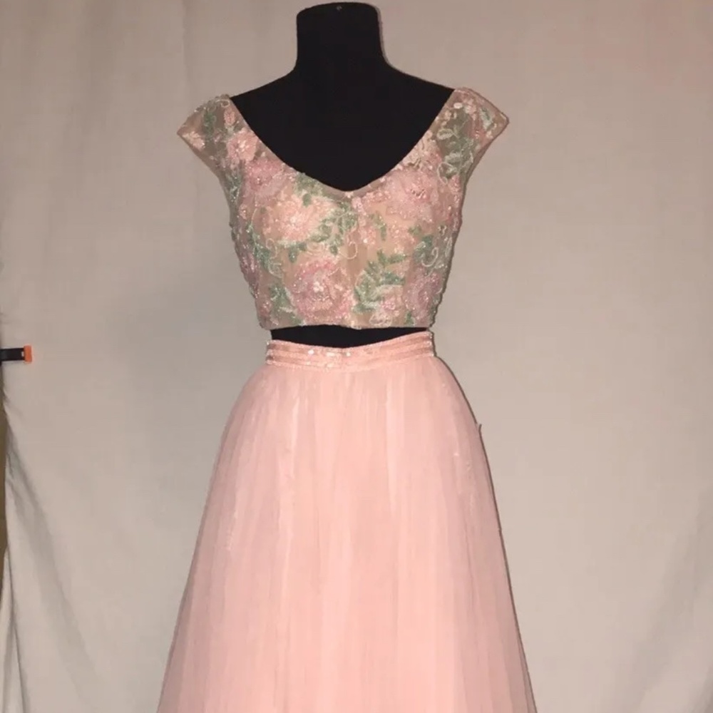 SHERRI HILL 2-PIECE SHORTS PROM PARTY PAGEANT FORMAL DRESS 0 PINK NWT